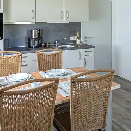 21 Holiday home *
