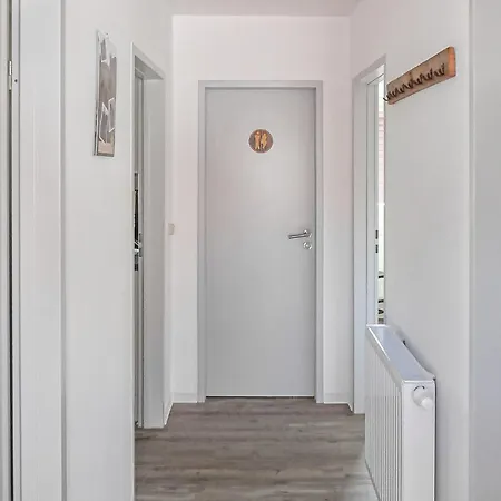 21 Holiday home *